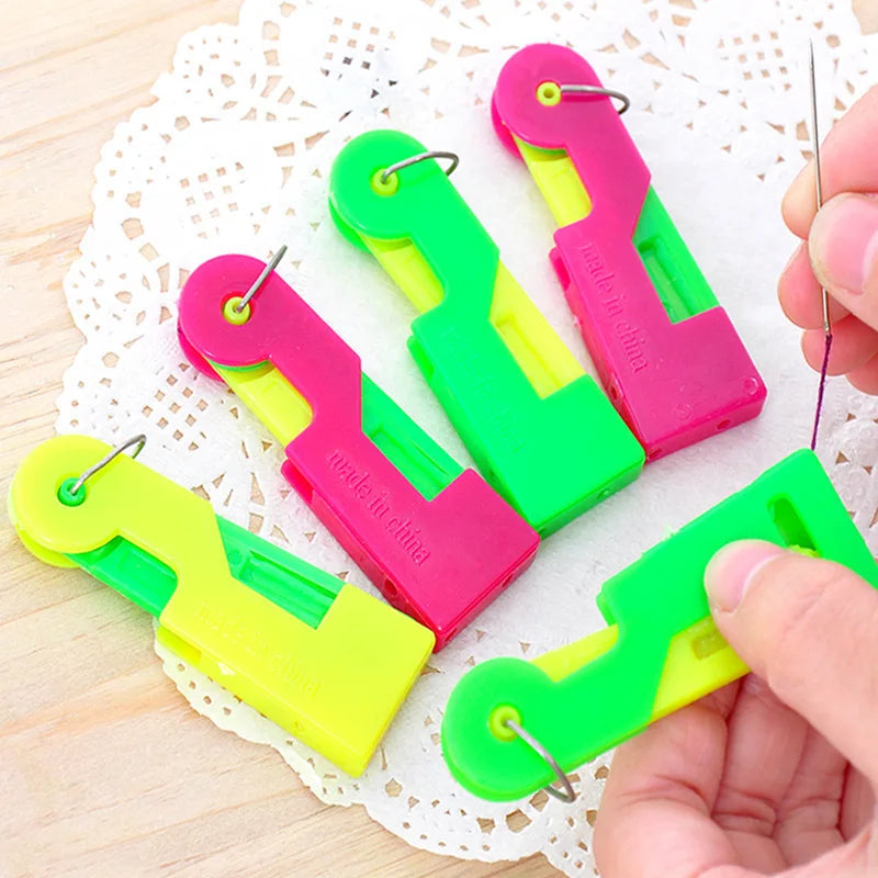 1/3/5pcs Random Color Threader Elderly Guide Needle Easy Device Convenient Automatic Sewing Needle Threader Thread Guide Tool