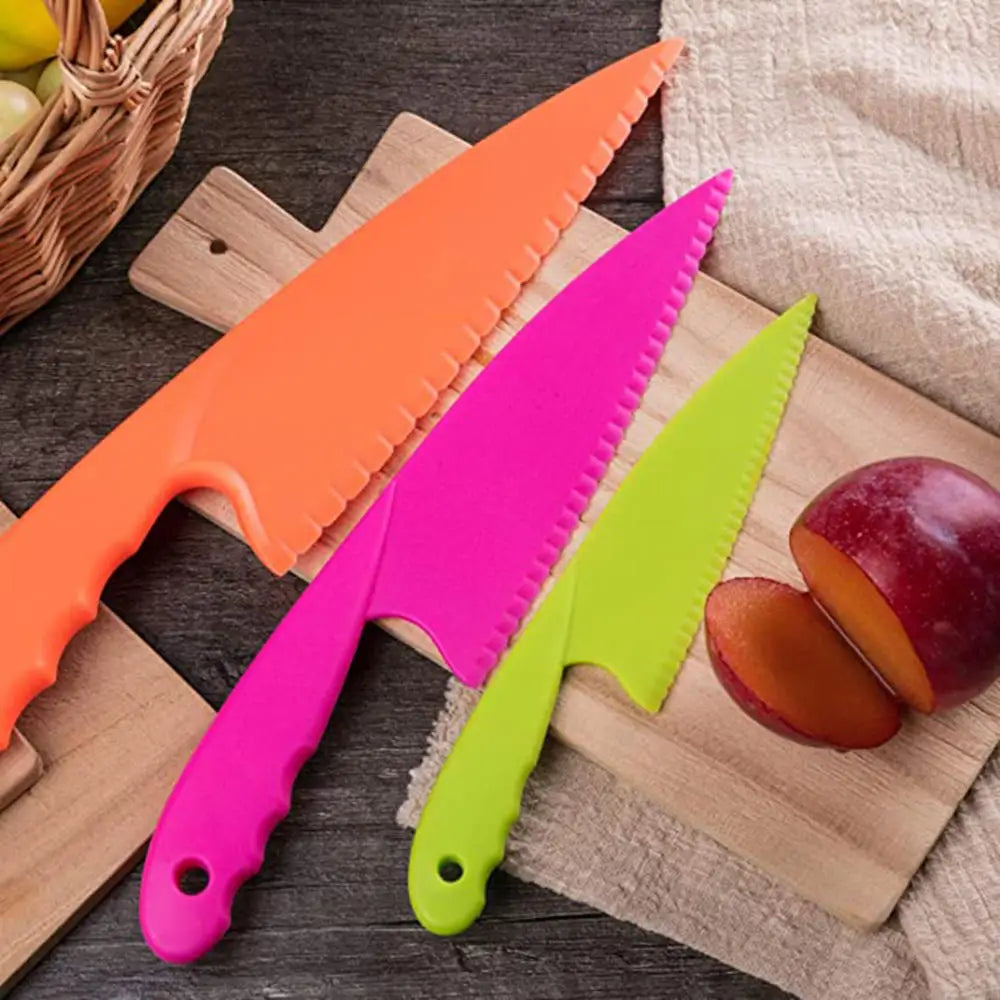 Colorful Children's Safe Cooking Knife Chef Nylon Knives Fruit Bread Cake Salad Lettuce Knifies  Plastic Kitchen Tools Set 2022