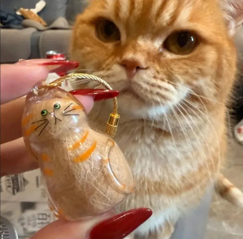 Cat Fur Memorial Charm Resin Keepsake Capsule for Pet Hair Portable Keychain Pendant for Hair Rainbow Bridge Pendant