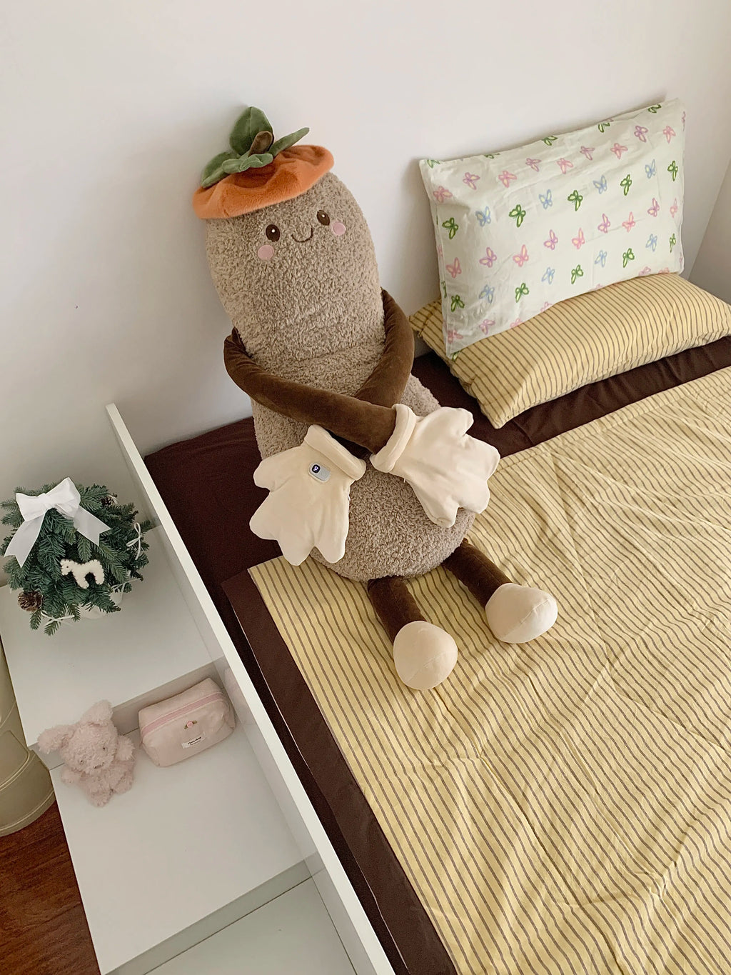 OKYA Peanut King Sleep Inducing Plush Pillow Toy Doll Hugging Patting Cushion Squishy Tapping Plushie Girlfriend Birthday Gift